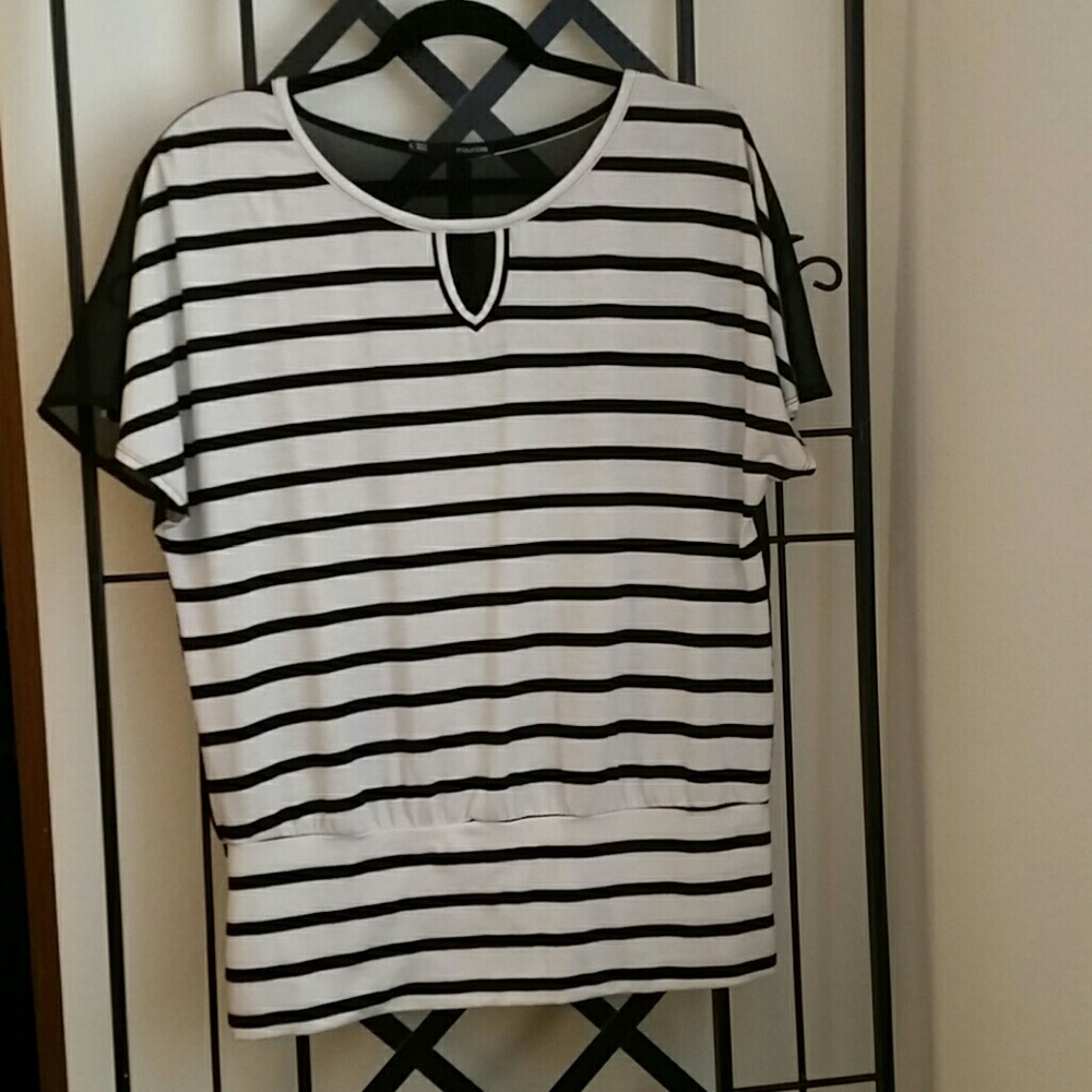Maurices, mesh/button back tee
